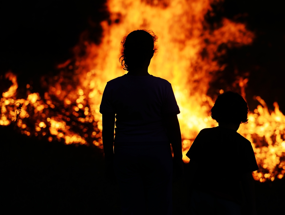 Bushfire smoke affects children differently. Here’s how to protect them